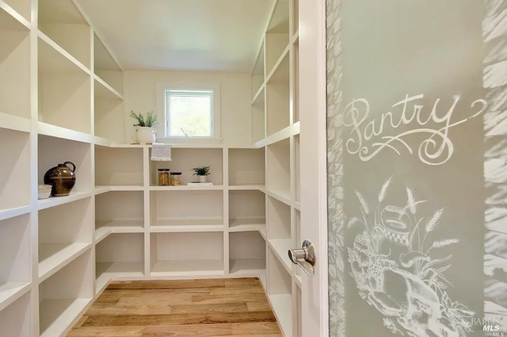 36 Evergreen Drive Kentfield, CA 94904