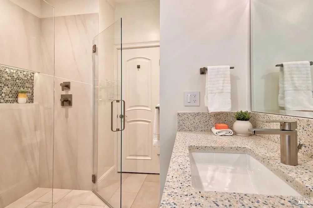 36 Evergreen Drive Kentfield, CA 94904