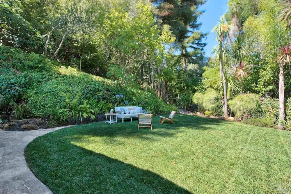 36 Evergreen Drive Kentfield, CA 94904