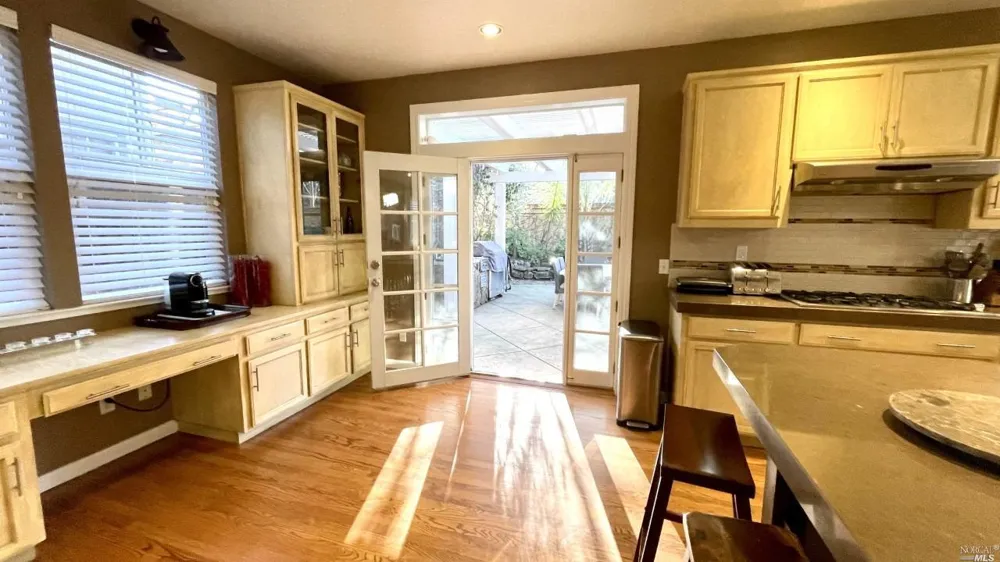 41 Presidio Drive Novato, CA 94949