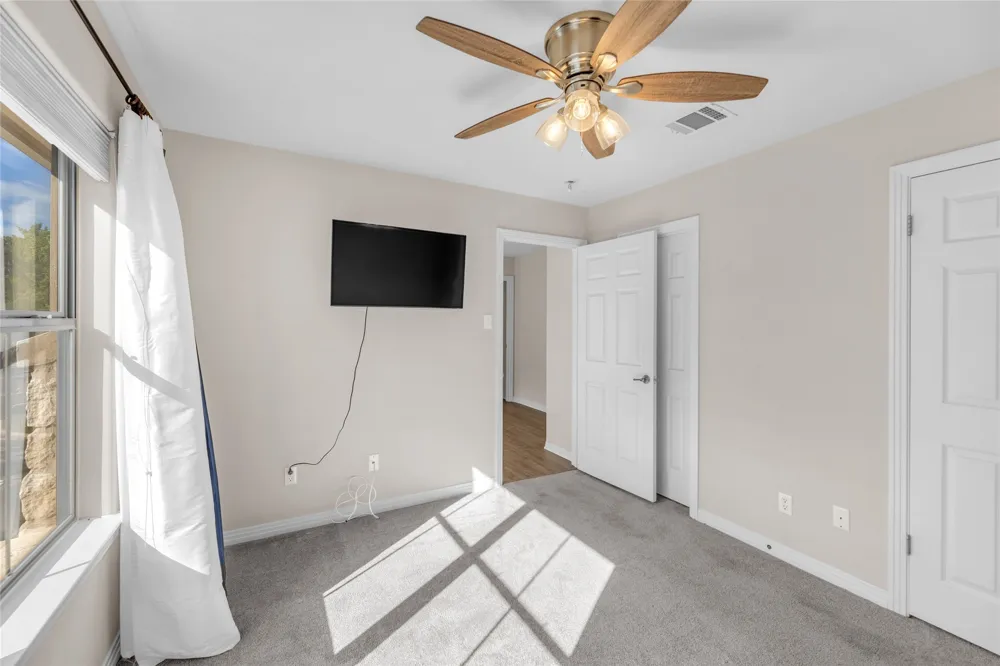11603 Ladera Vista Drive #11 Austin, TX 78759