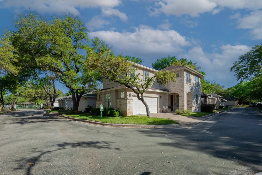 11603 Ladera Vista Drive #11 Austin, TX 78759