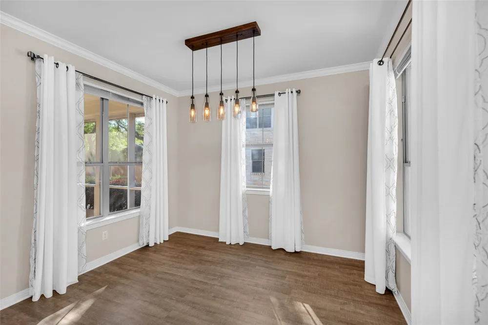 11603 Ladera Vista Drive #11 Austin, TX 78759