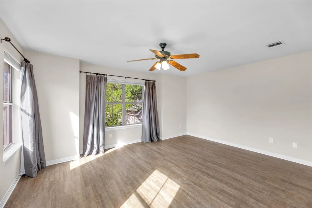 11603 Ladera Vista Drive #11 Austin, TX 78759