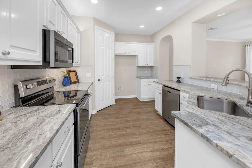 11603 Ladera Vista Drive #11 Austin, TX 78759
