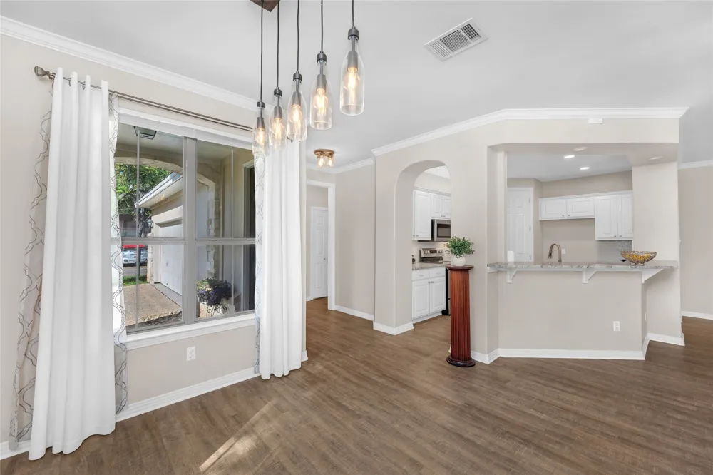 11603 Ladera Vista Drive #11 Austin, TX 78759