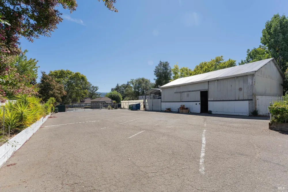 509 S State Street Ukiah, CA 95482