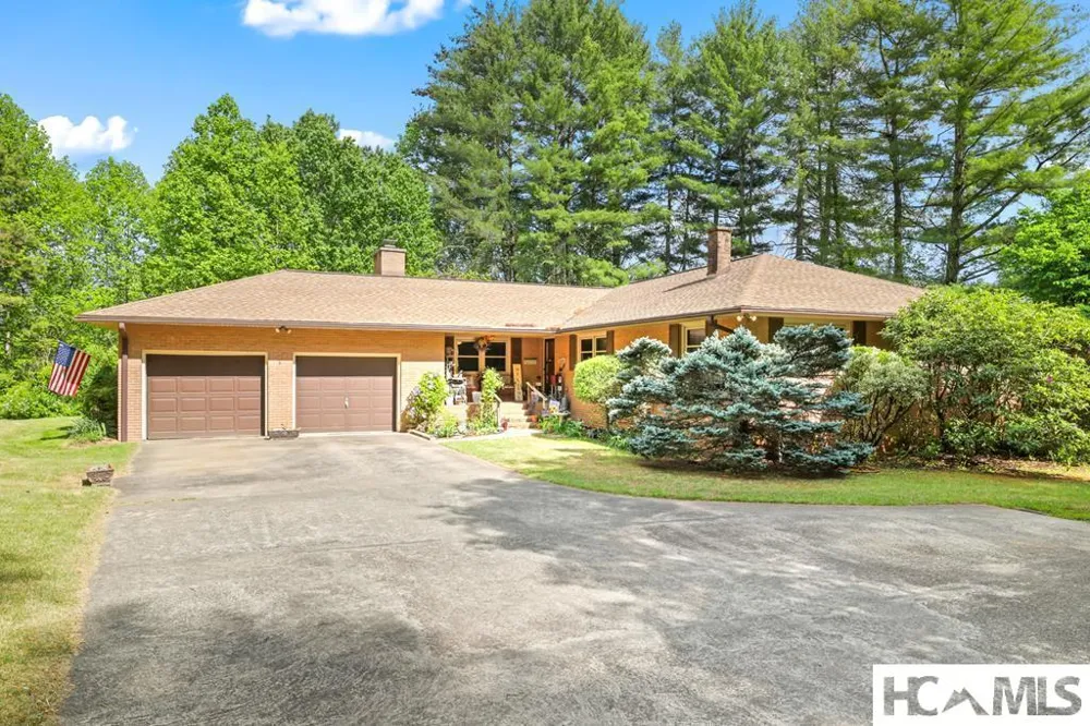 54 Teapot Ridge Cullowhee, NC 28723