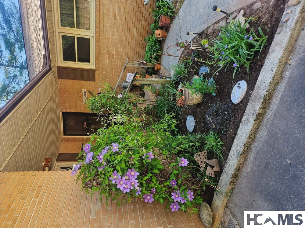 54 Teapot Ridge Cullowhee, NC 28723
