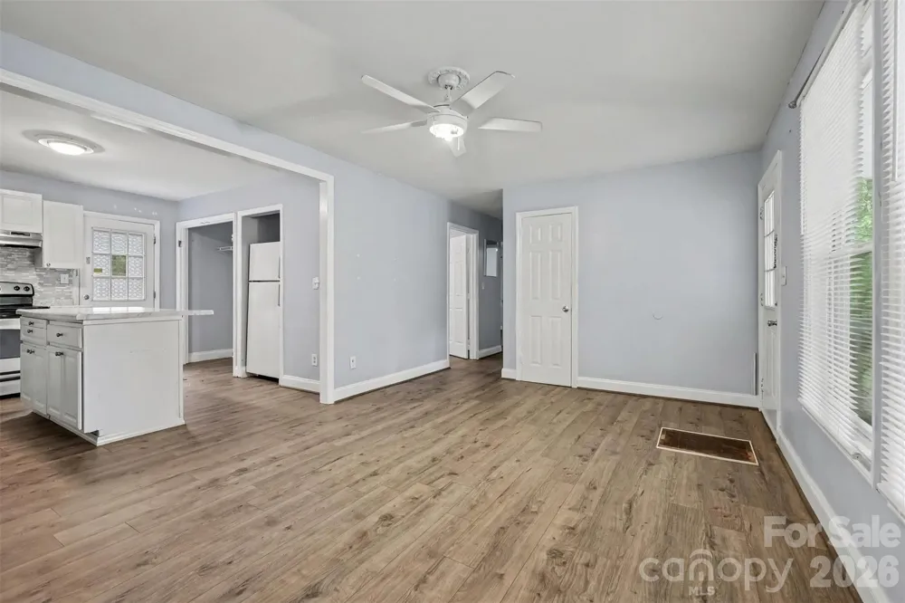 802 Stowe Drive Lowell, NC 28098