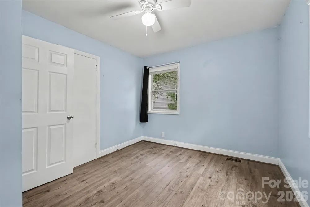 802 Stowe Drive Lowell, NC 28098