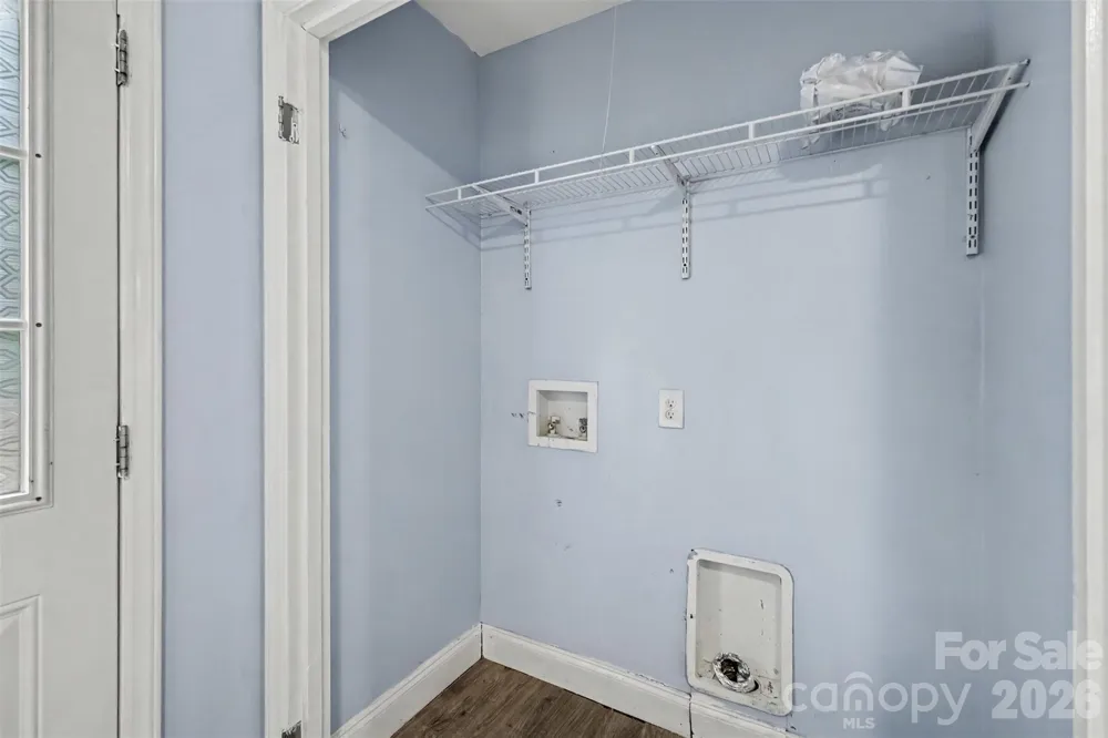 802 Stowe Drive Lowell, NC 28098