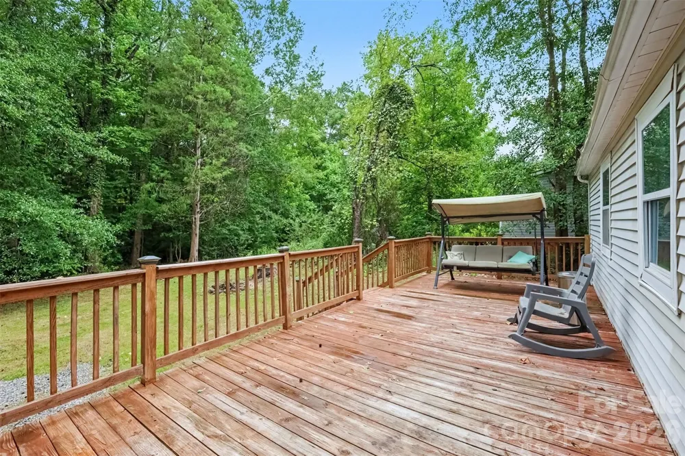 802 Stowe Drive Lowell, NC 28098