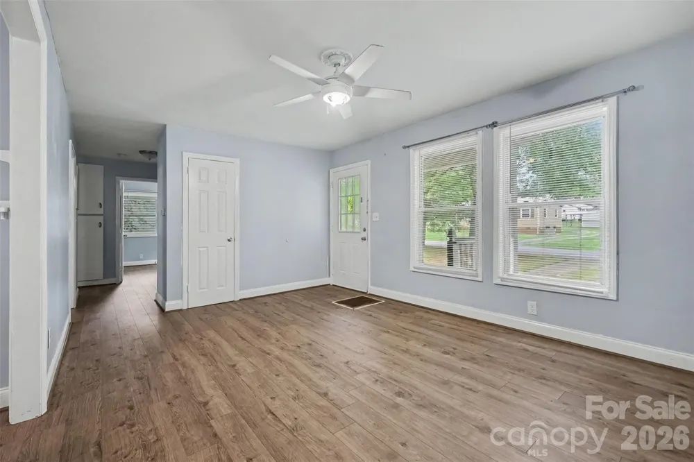 802 Stowe Drive Lowell, NC 28098