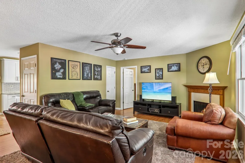 7 Maple Leaf Drive Hendersonville, NC 28739