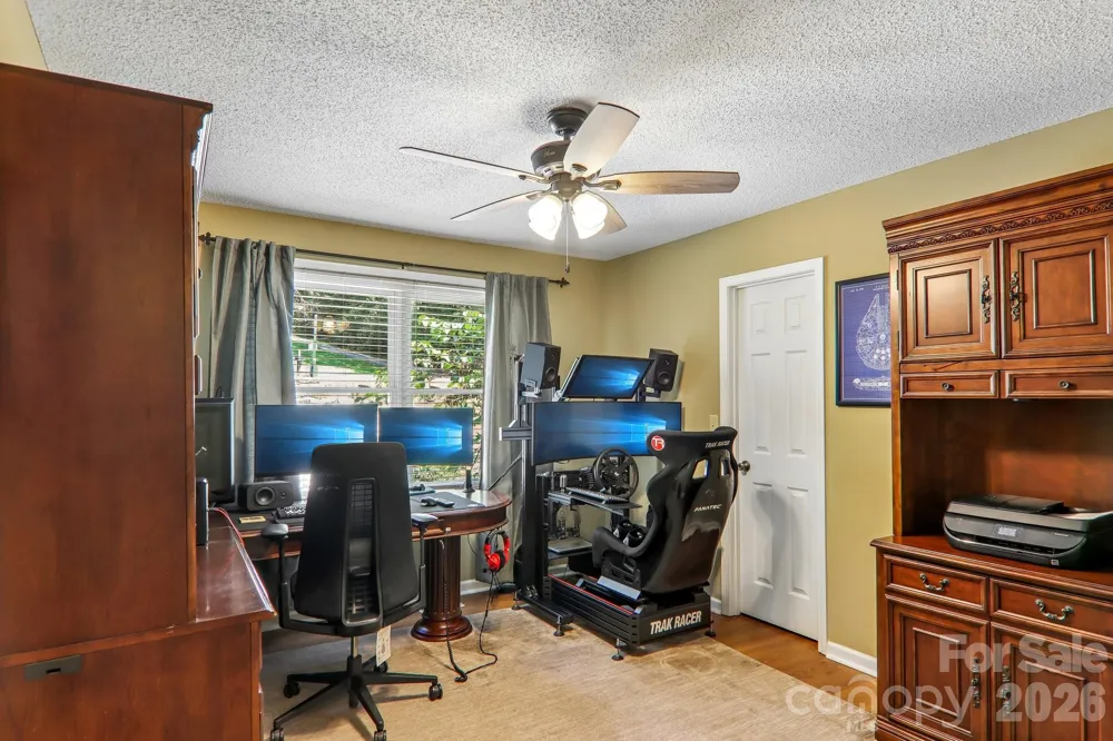 7 Maple Leaf Drive Hendersonville, NC 28739