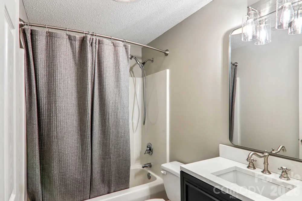 7 Maple Leaf Drive Hendersonville, NC 28739
