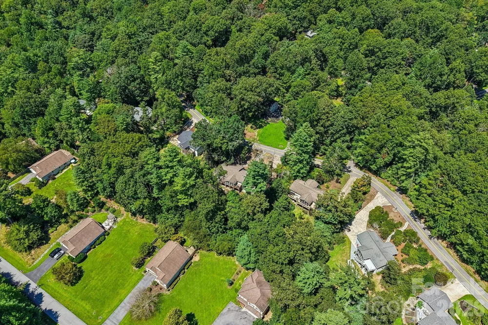 7 Maple Leaf Drive Hendersonville, NC 28739