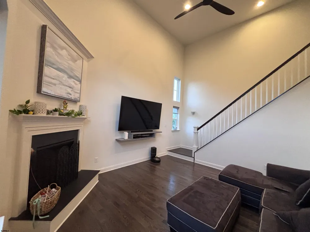 30 Monet Dr Mays Landing, NJ 08330