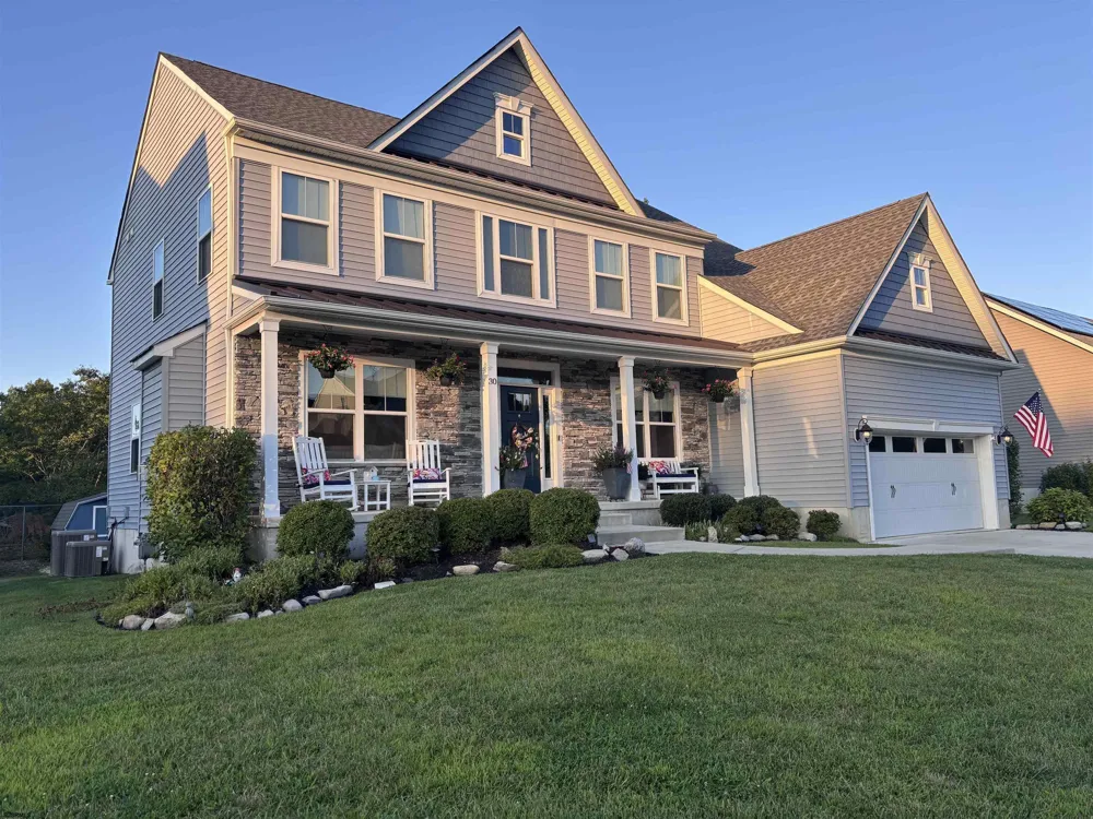 30 Monet Dr Mays Landing, NJ 08330