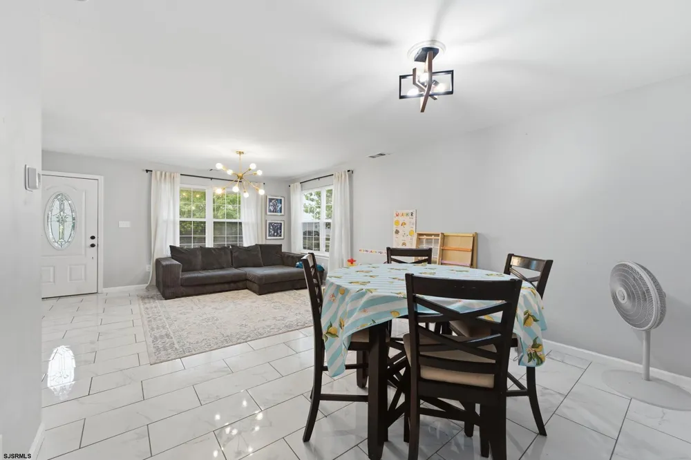 316 Mallard Ct Pleasantville, NJ 08232