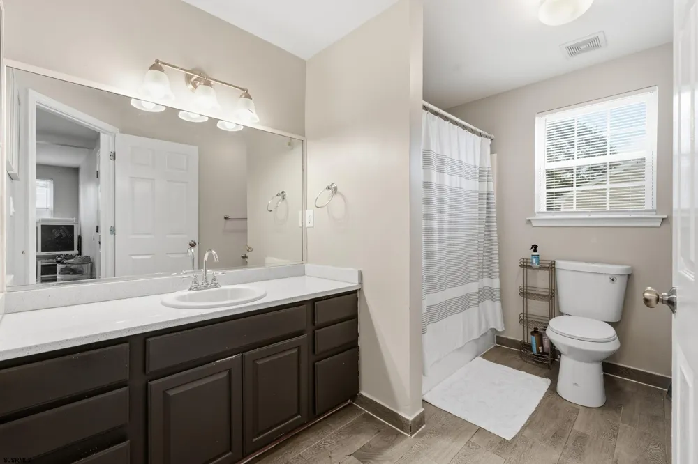 316 Mallard Ct Pleasantville, NJ 08232