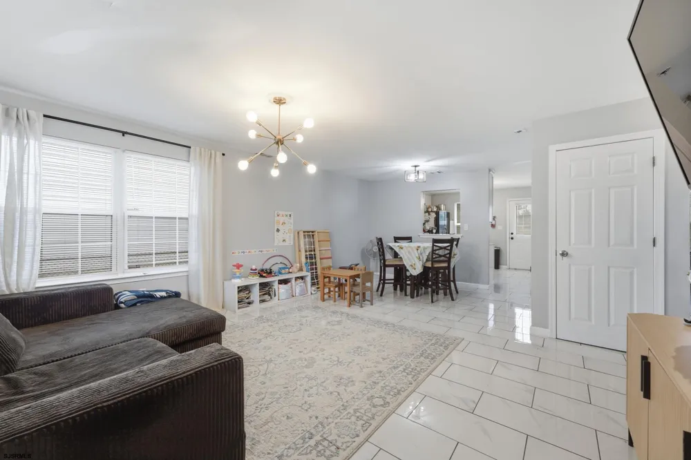 316 Mallard Ct Pleasantville, NJ 08232