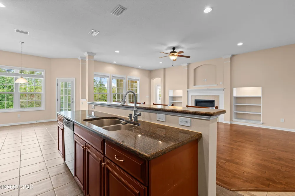 2916 Bay Wing Loop Panama City, FL 32405
