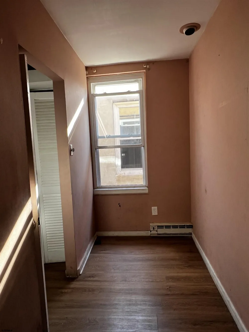 2504 Atlantic Ave Atlantic City, NJ 08401