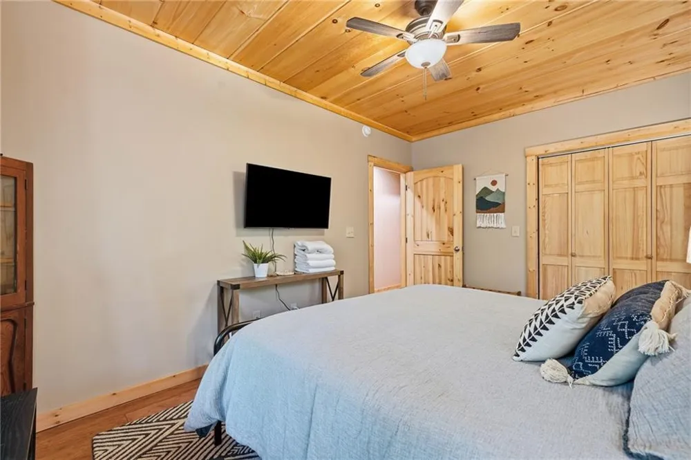 681 Catawba Circle Ellijay, GA 30540