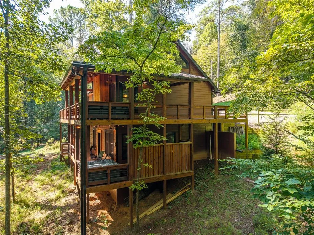 681 Catawba Circle Ellijay, GA 30540