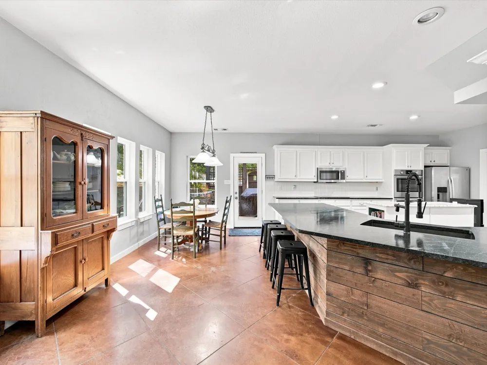 113 Oak Branch Court Waxahachie, TX 75167