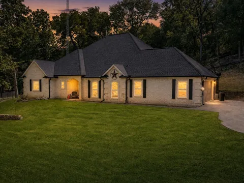 113 Oak Branch Court