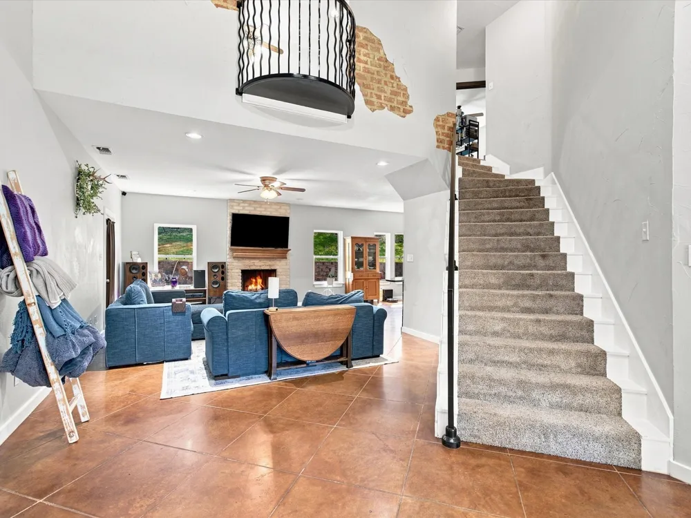 113 Oak Branch Court Waxahachie, TX 75167