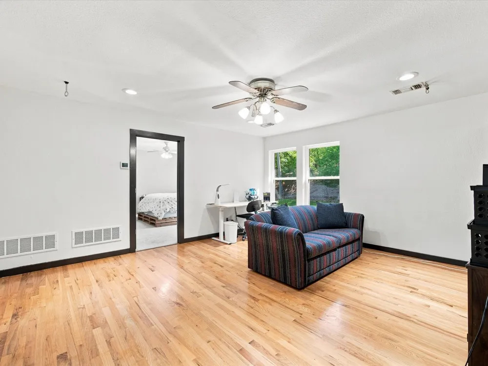 113 Oak Branch Court Waxahachie, TX 75167