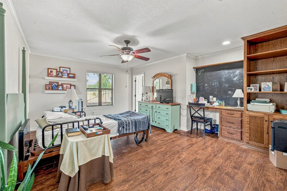 907 County Road 484 Stephenville, TX 76401