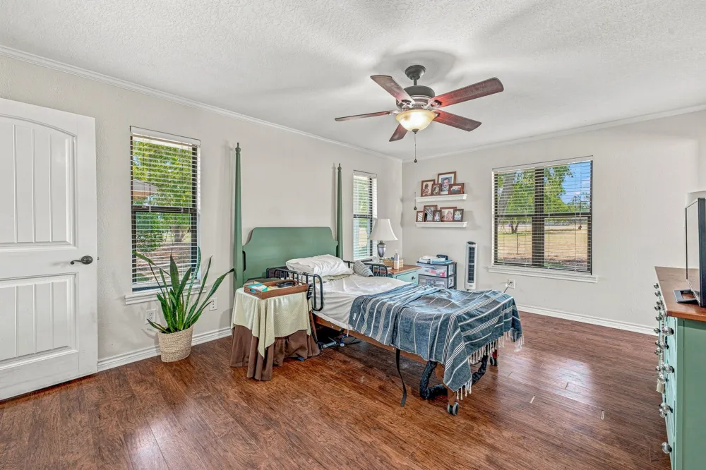 907 County Road 484 Stephenville, TX 76401
