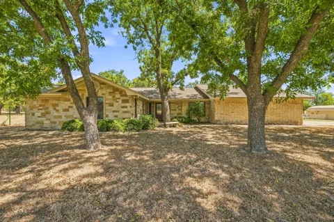 907 County Road 484