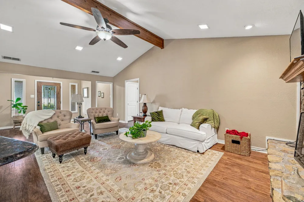 907 County Road 484 Stephenville, TX 76401