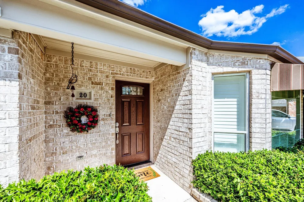 20 Golfview Manor Road Huntsville, TX 77340