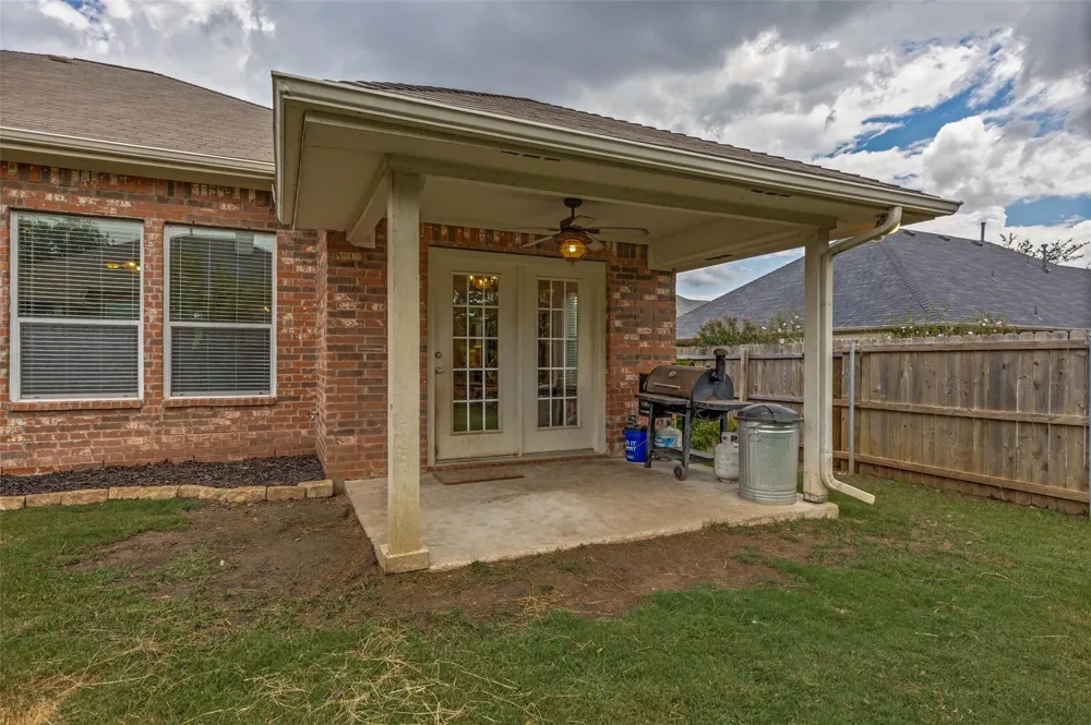 8209 Grayson Way Watauga, TX 76148