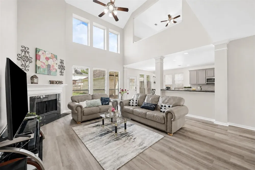 2614 Cezanne Circle Missouri City, TX 77459