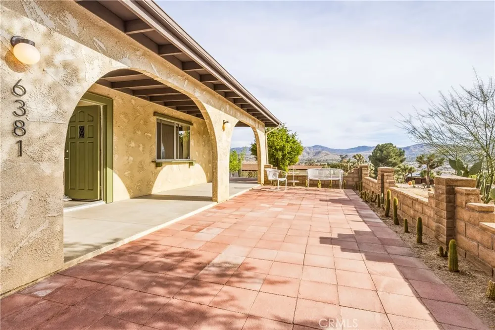 6381 Airway Avenue Yucca Valley, CA 92284
