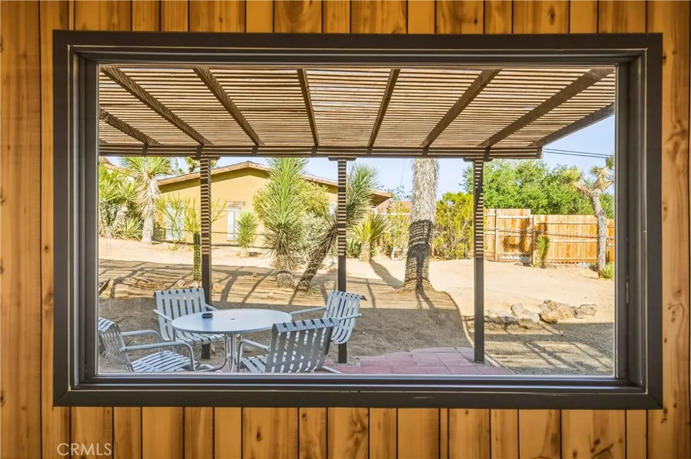 6381 Airway Avenue Yucca Valley, CA 92284