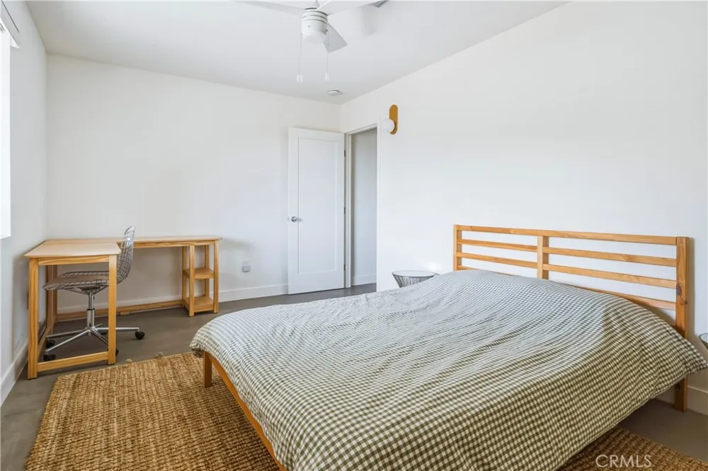 6381 Airway Avenue Yucca Valley, CA 92284