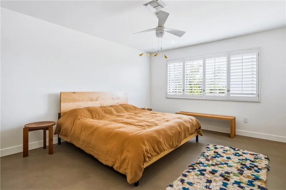 6381 Airway Avenue Yucca Valley, CA 92284