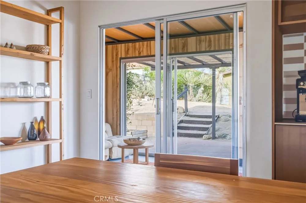 6381 Airway Avenue Yucca Valley, CA 92284