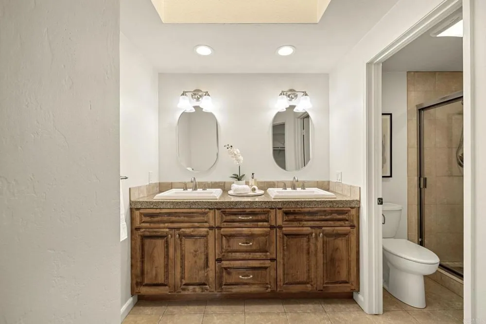 3161 Vista Mar Carlsbad, CA 92009