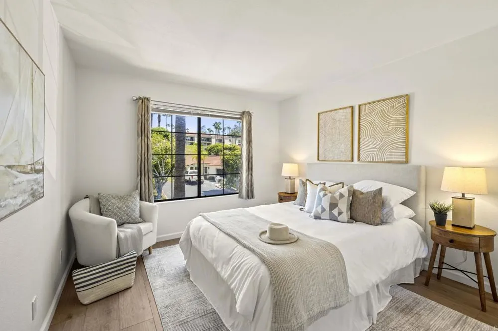 3161 Vista Mar Carlsbad, CA 92009