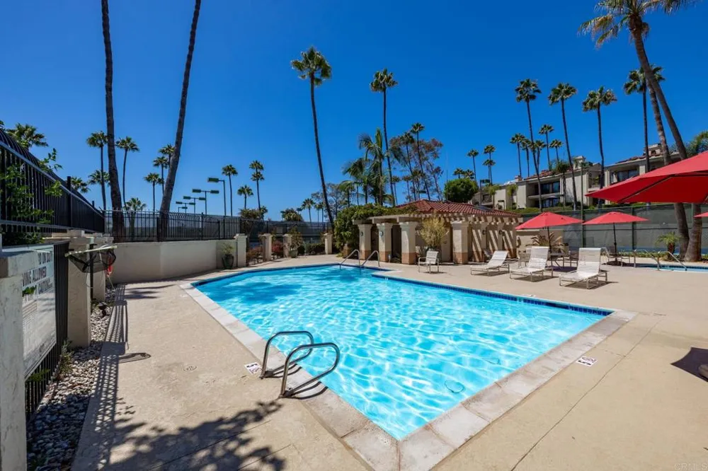 3161 Vista Mar Carlsbad, CA 92009
